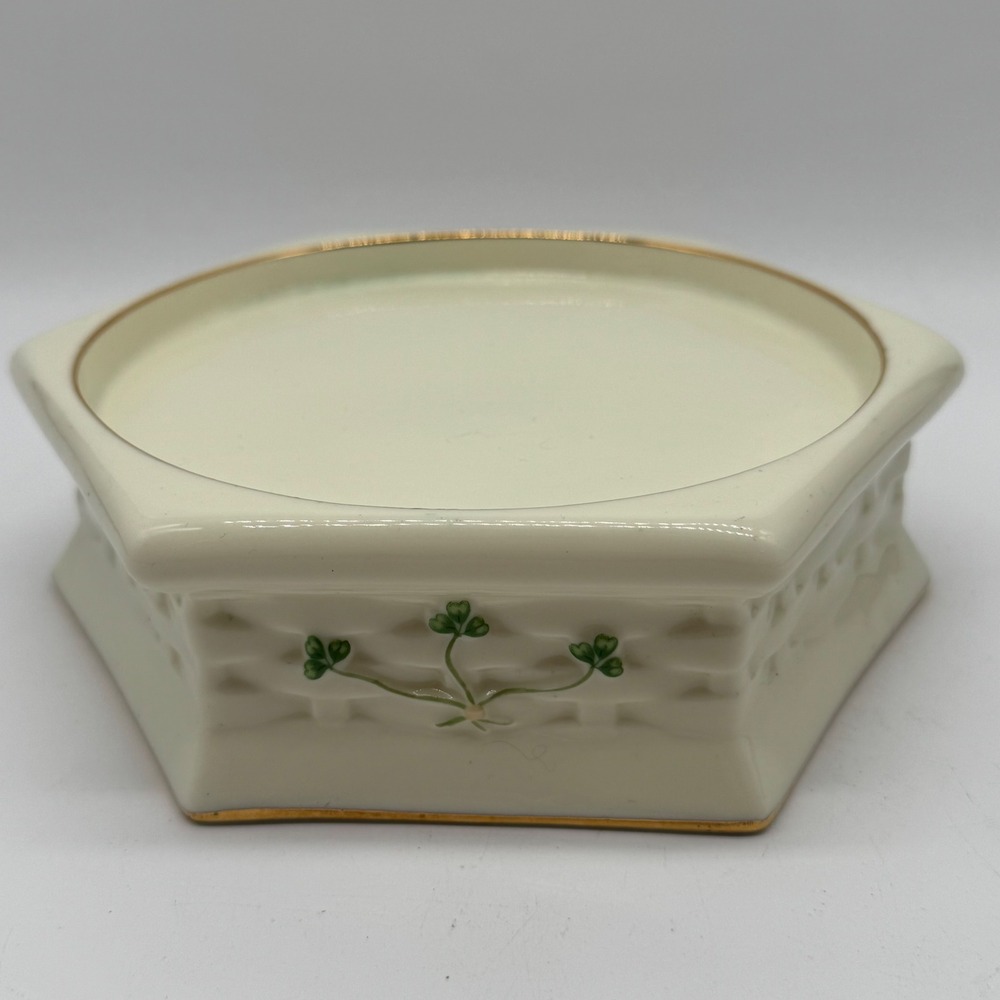 Vintage Lefton Shamrock Basketweave Candle Stand Pedestal Holder Pillar 12386